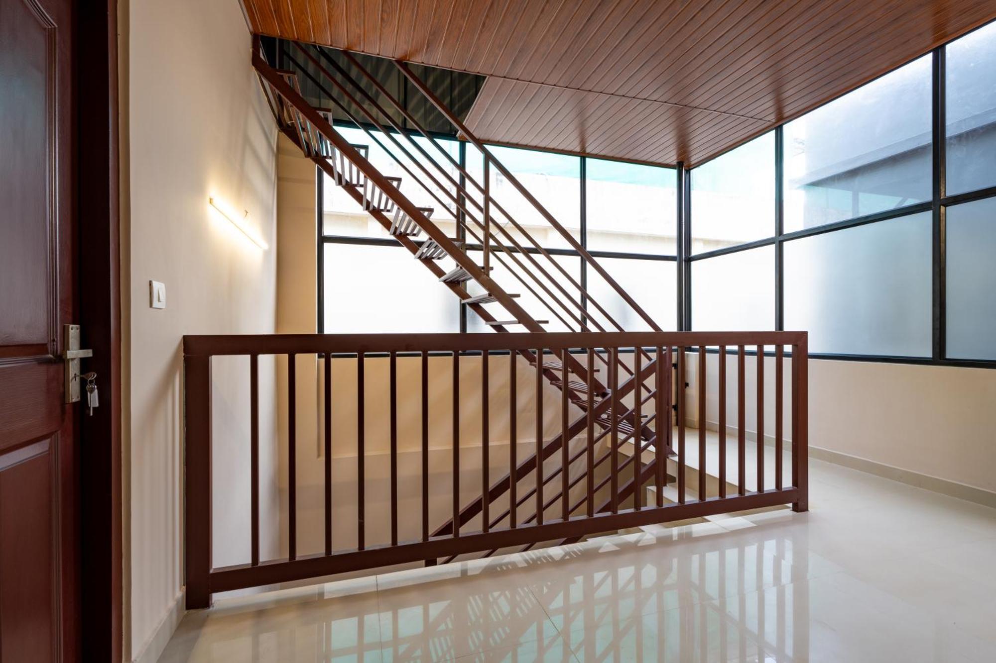 Hotel Yaad Residency à Kochi Extérieur photo